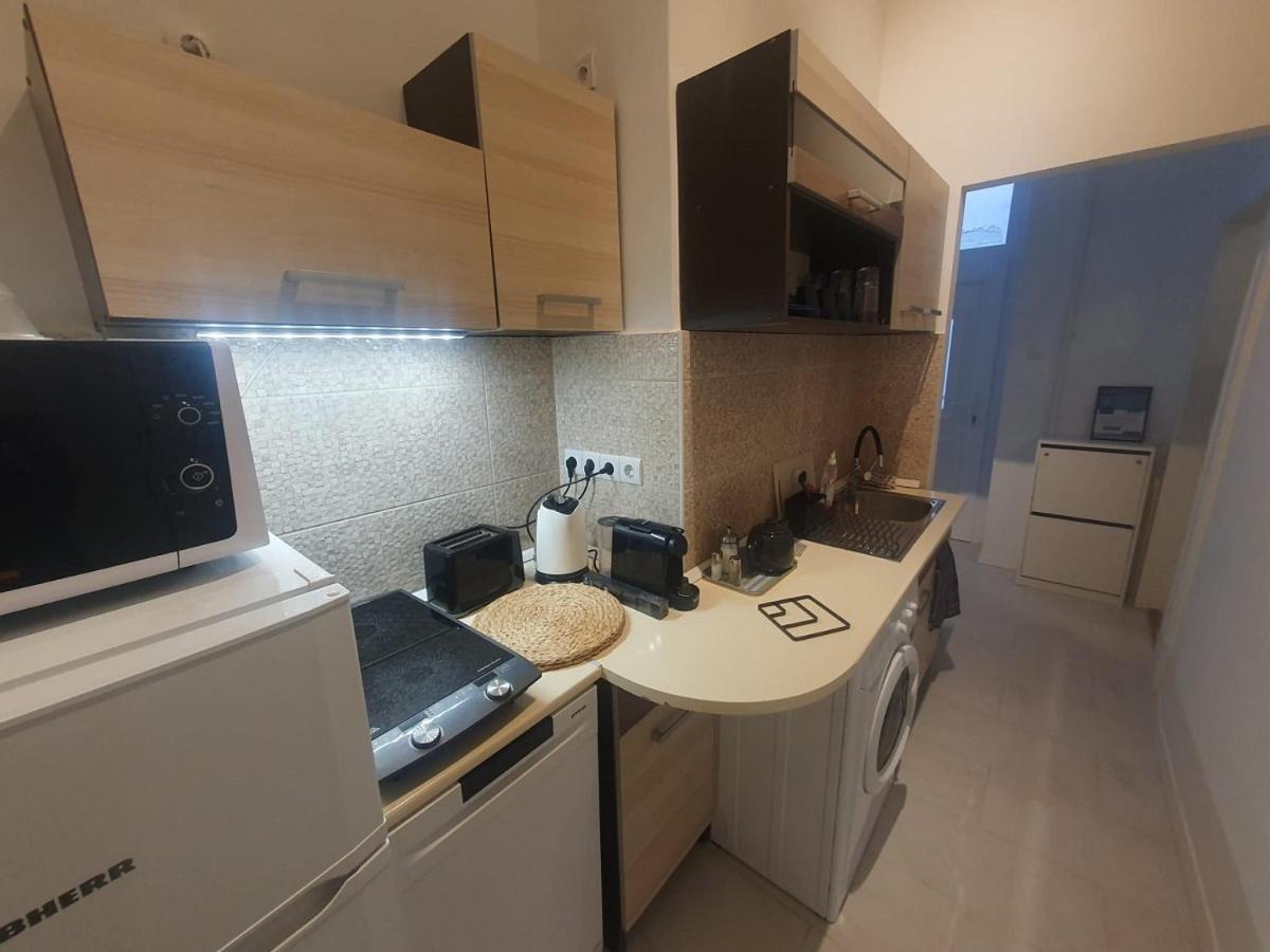 Petofi Apartment With Air Condition Budapest Eksteriør bilde